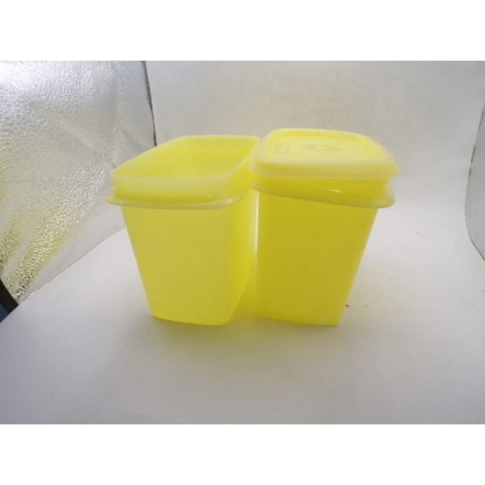 Tupperware Modular Mates Oval 2 Yellow Food Storage Containers 2 Vintage 1 Lid